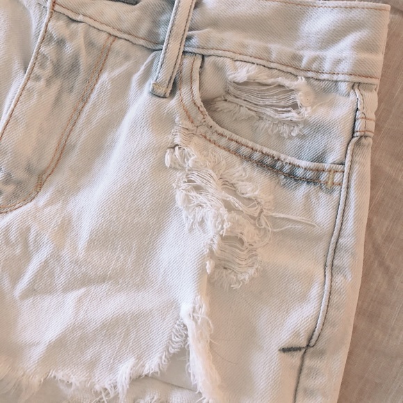 Hollister jean distressed shorts 27 - Picture 4 of 4